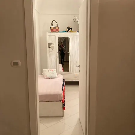 Romantic Chic Loae דירה לואנו