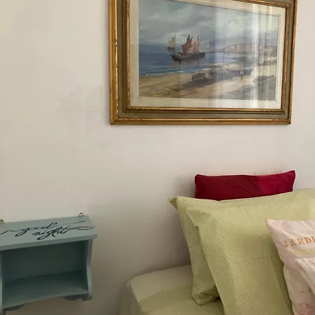 Апартаменты Romantic Chic Loae Лоано